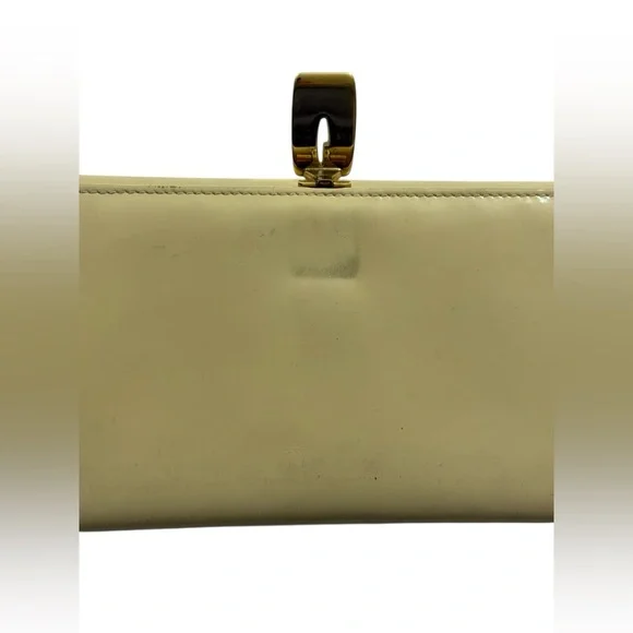 Gucci Vintage Patent Leather Wallet – Beige Nude Tab Clasp – 1980s
